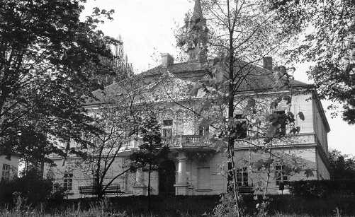 zámek Mladìjov – hlavní budova, starší snímek