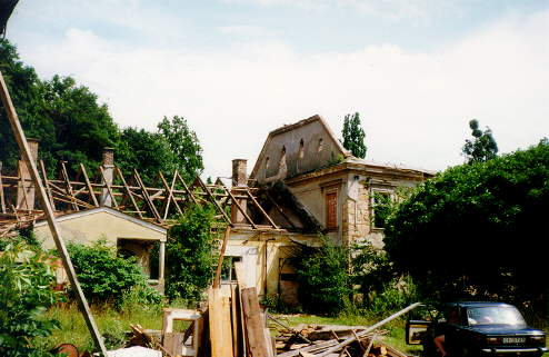 z�mek Obora � sou�asnost, hlavn� budova