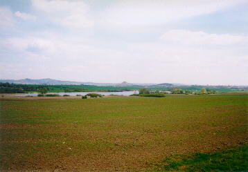 Severn� okol� Ji��na od Ostru�na